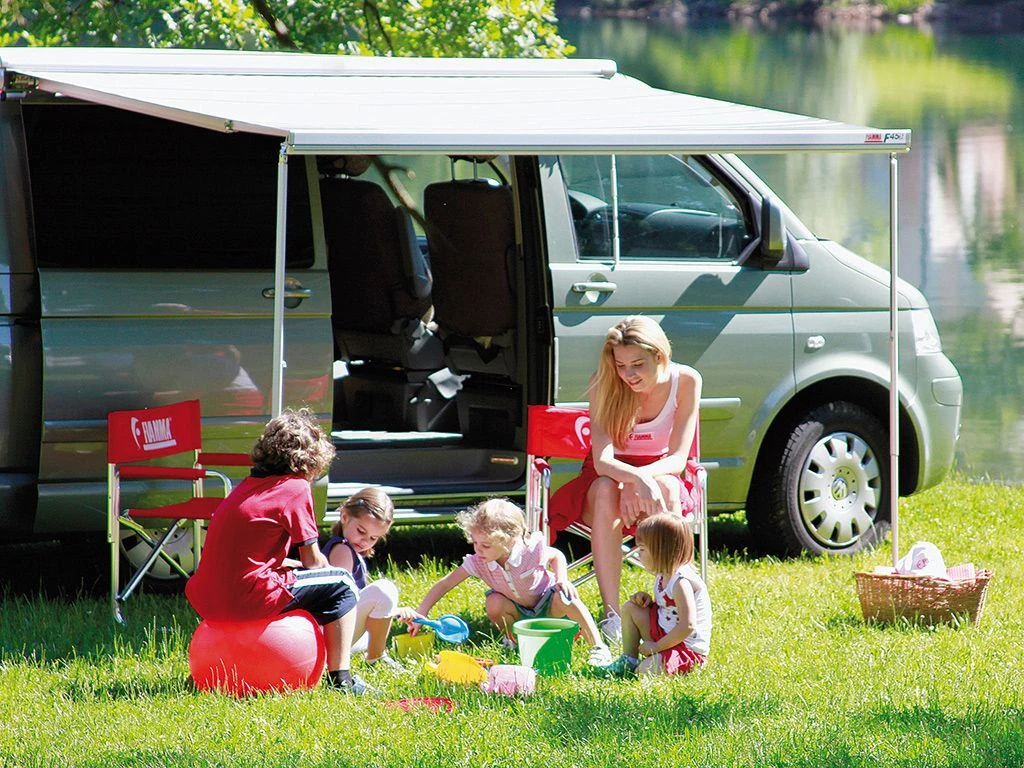 Fiamma F45s T5&T6 Multivan&Transporter Deep Black 300 Royal Grey Cassetteluifel 5 Fiamma F45s T5&T6 Multivan&Transporter Deep Black 300 Royal Grey Cassetteluifel - Afbeelding 3